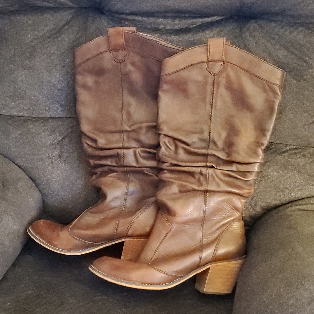 Women's Brown Cowboy Style Boots